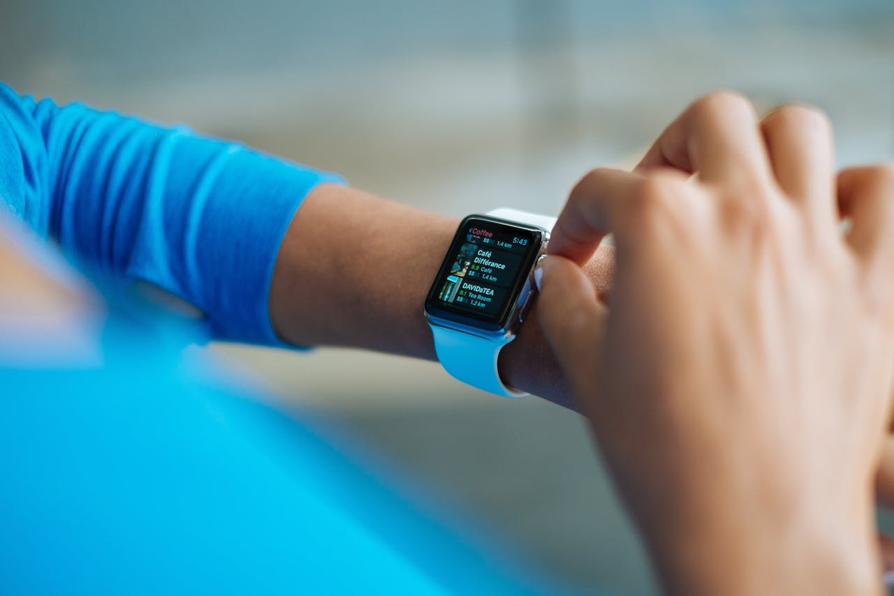 Smartphone und Smartwatch